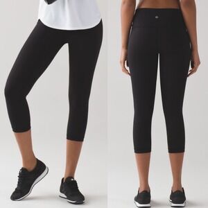 Lululemon Wunder Under Luxtreme Crop Black Womens Size 8 Leggings Style W6AGZS
